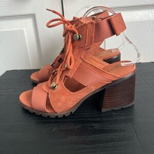 Sorel Nadia Lace up Teak Brown Size 8 Orange Rust Copper Heel Ankle Strap